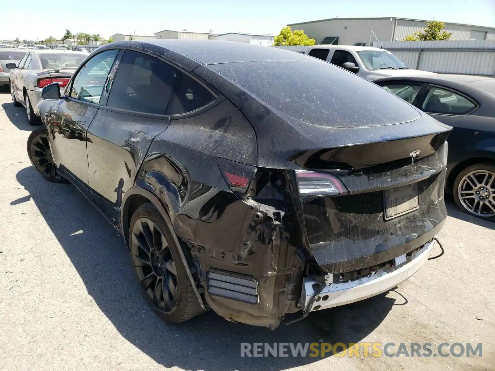 3 Photograph of a damaged car 5YJYGDEE7LF018219 TESLA MODEL Y 2020