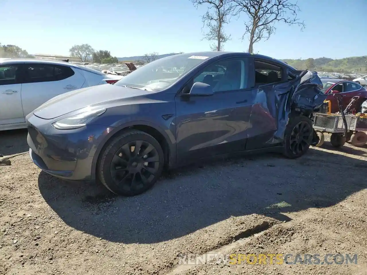 1 Photograph of a damaged car 5YJYGDEE7LF025493 TESLA MODEL Y 2020