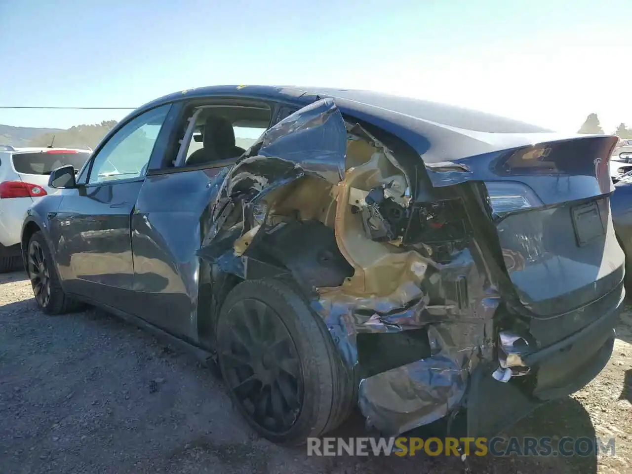 2 Photograph of a damaged car 5YJYGDEE7LF025493 TESLA MODEL Y 2020