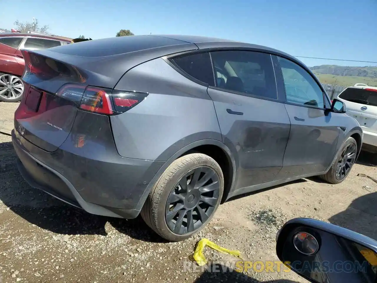 3 Фотография поврежденного автомобиля 5YJYGDEE7LF025493 TESLA MODEL Y 2020