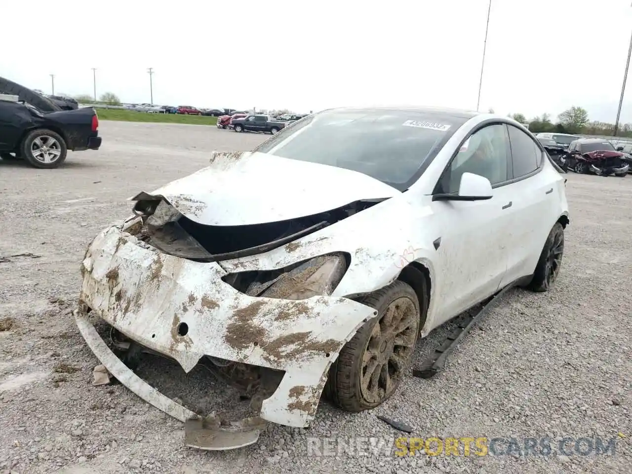 2 Photograph of a damaged car 5YJYGDEE7LF029396 TESLA MODEL Y 2020