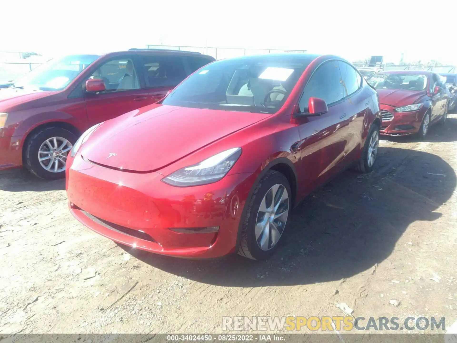 2 Photograph of a damaged car 5YJYGDEE7LF039846 TESLA MODEL Y 2020