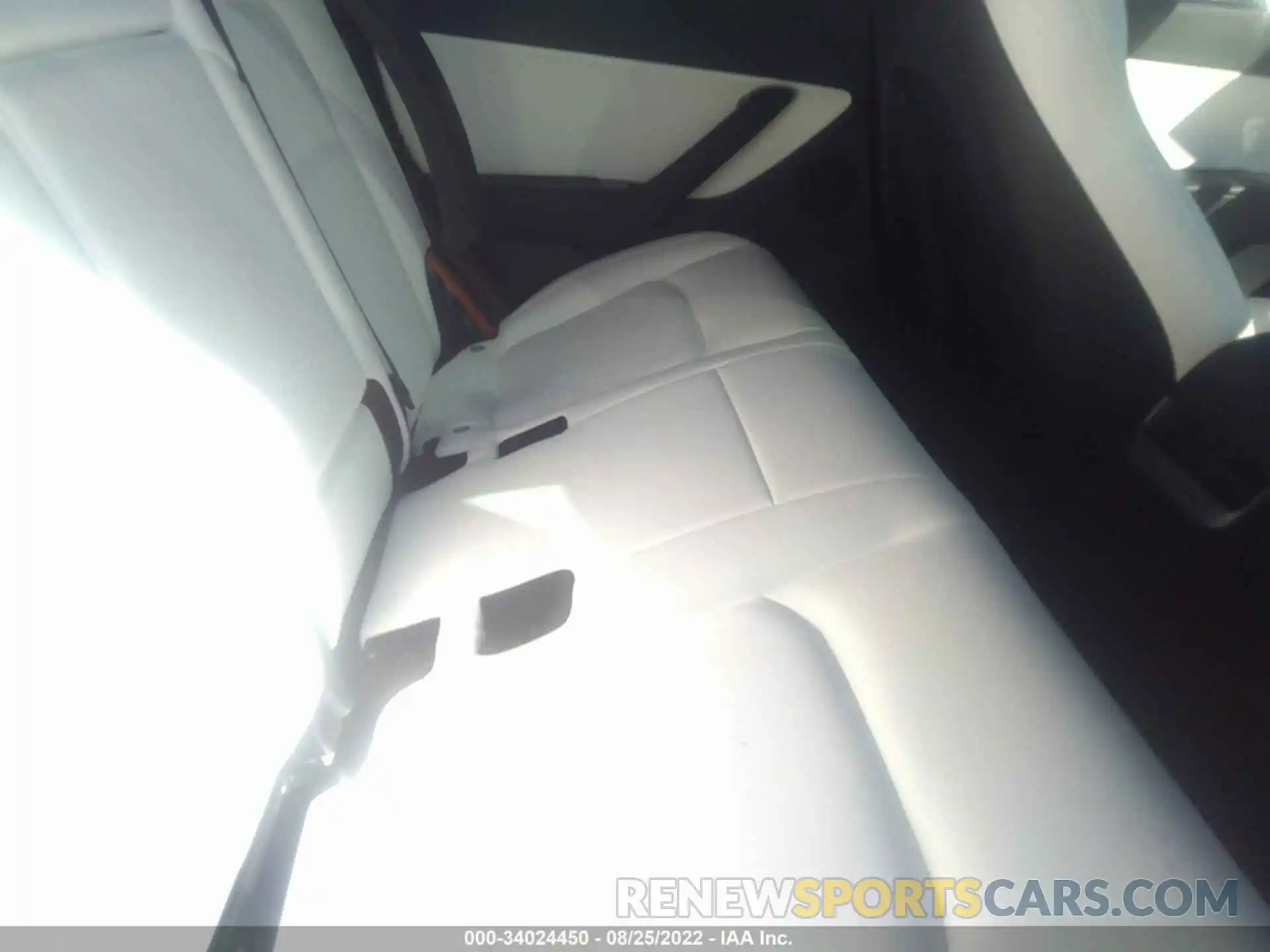 8 Photograph of a damaged car 5YJYGDEE7LF039846 TESLA MODEL Y 2020