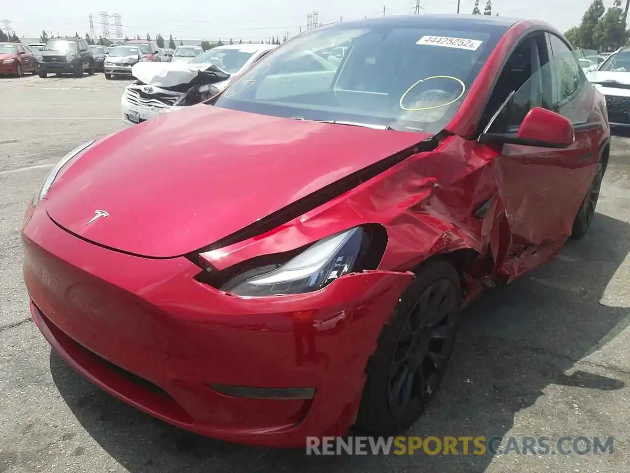 2 Фотография поврежденного автомобиля 5YJYGDEE7LF045534 TESLA MODEL Y 2020