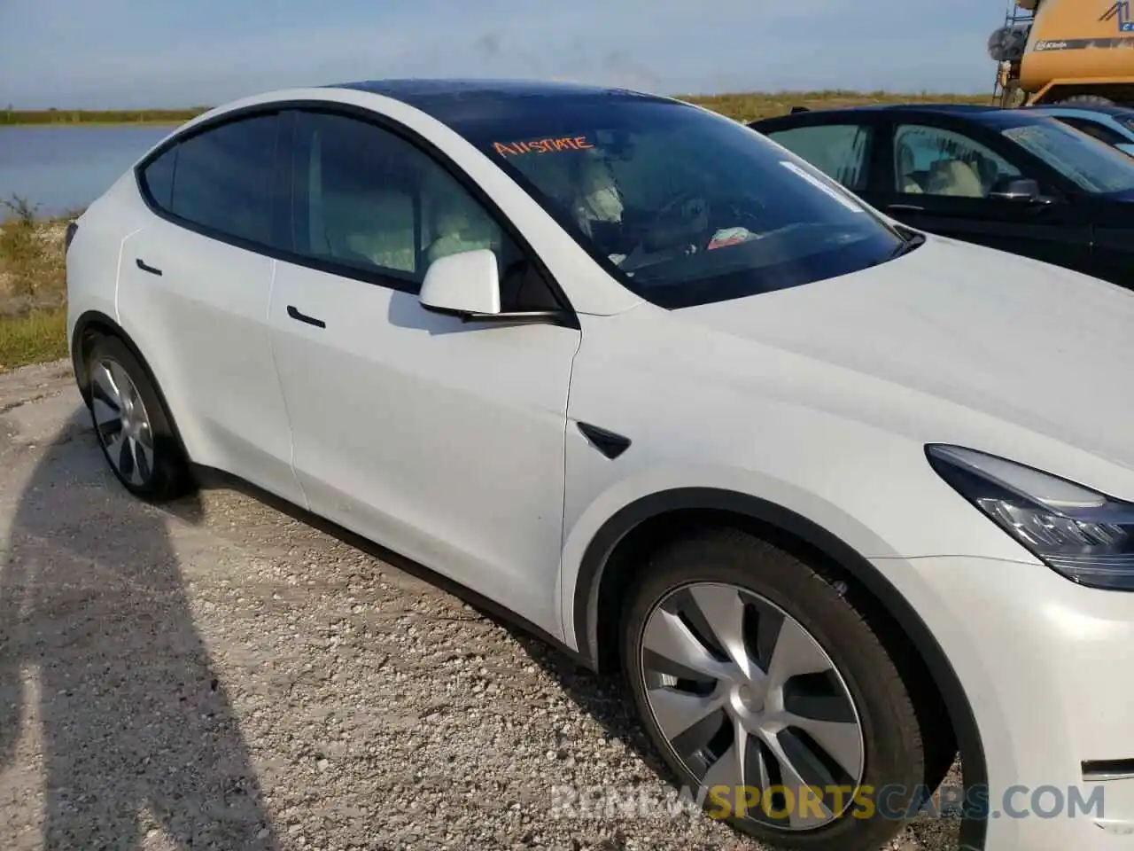 9 Photograph of a damaged car 5YJYGDEE7LF049857 TESLA MODEL Y 2020