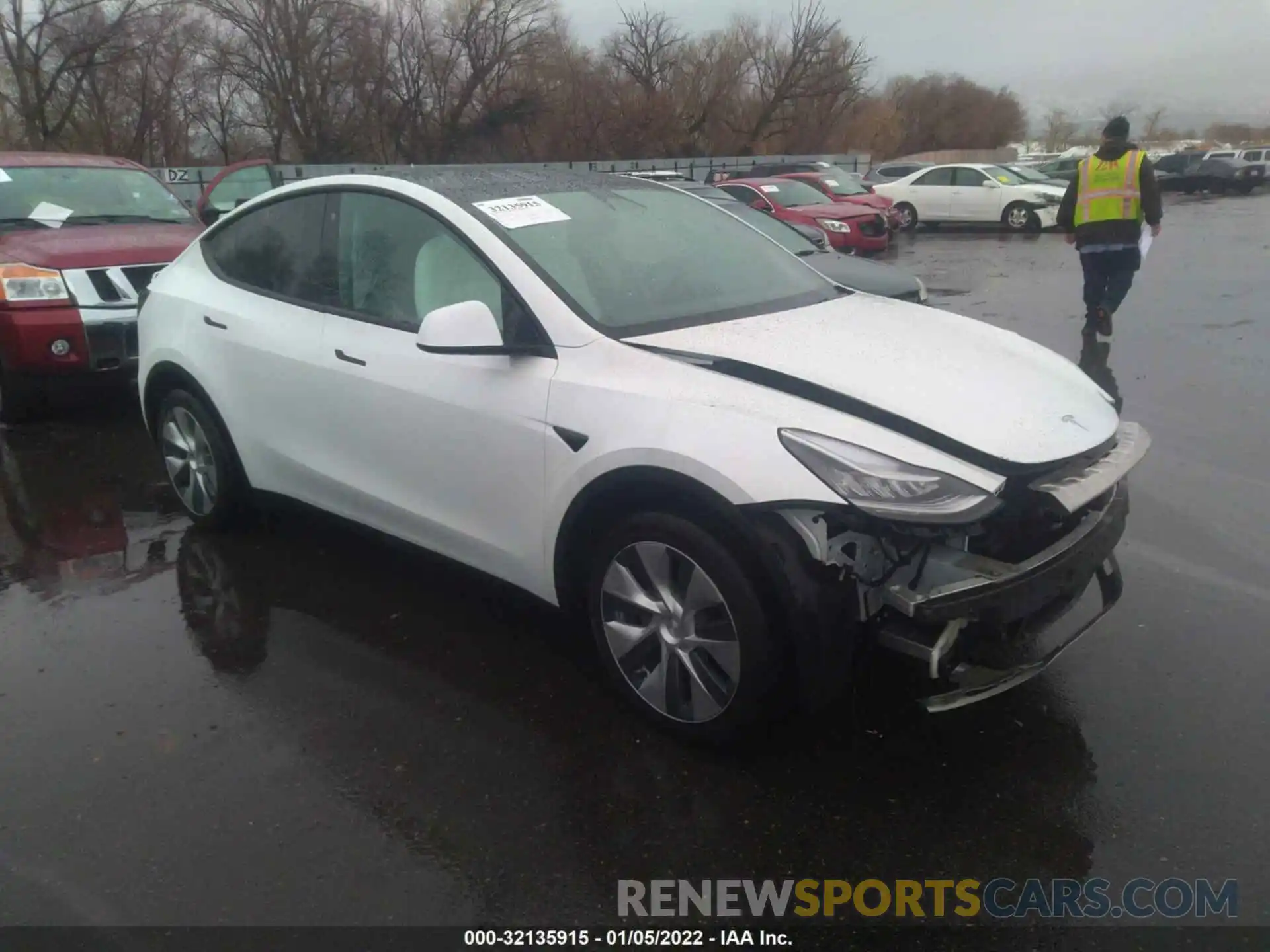 1 Photograph of a damaged car 5YJYGDEE7LF051656 TESLA MODEL Y 2020