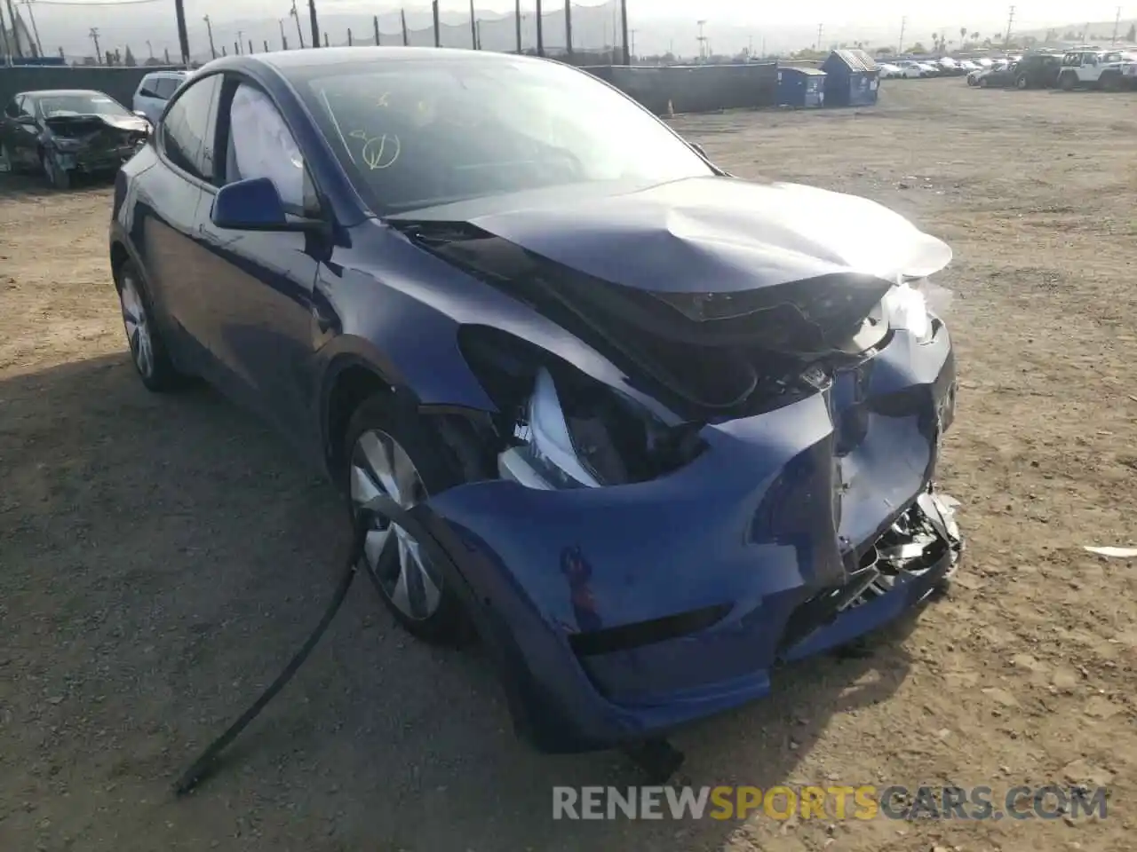 1 Photograph of a damaged car 5YJYGDEE7LF054282 TESLA MODEL Y 2020