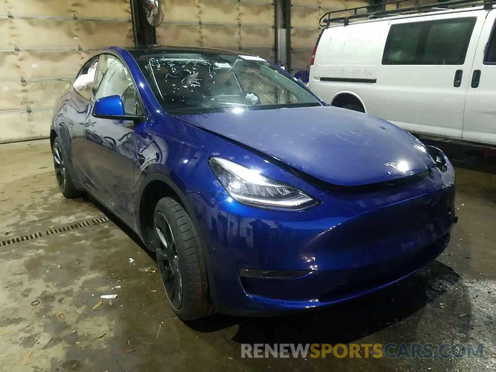 1 Photograph of a damaged car 5YJYGDEE7LF054847 TESLA MODEL Y 2020