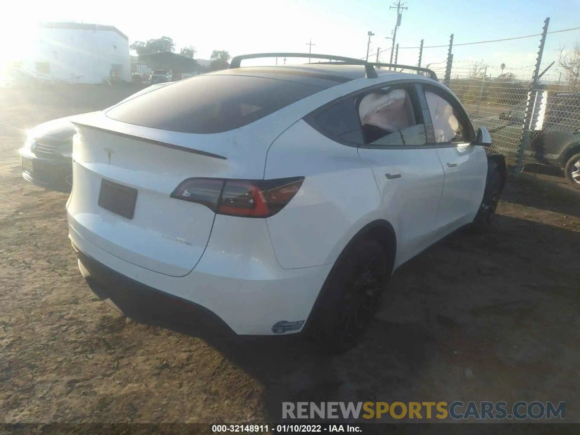 4 Photograph of a damaged car 5YJYGDEE7LF058235 TESLA MODEL Y 2020