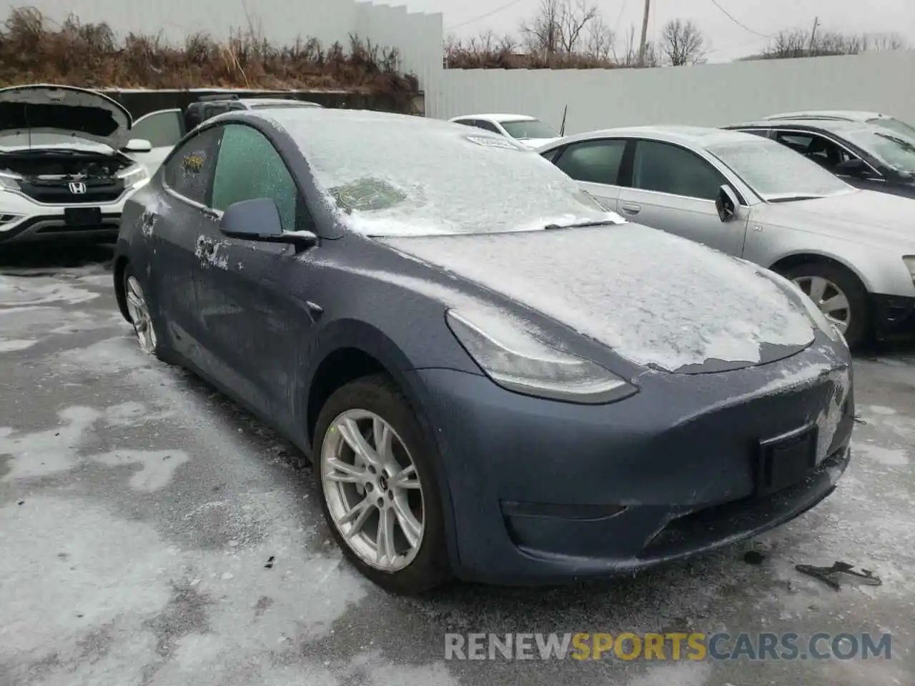 1 Photograph of a damaged car 5YJYGDEE8LF006550 TESLA MODEL Y 2020