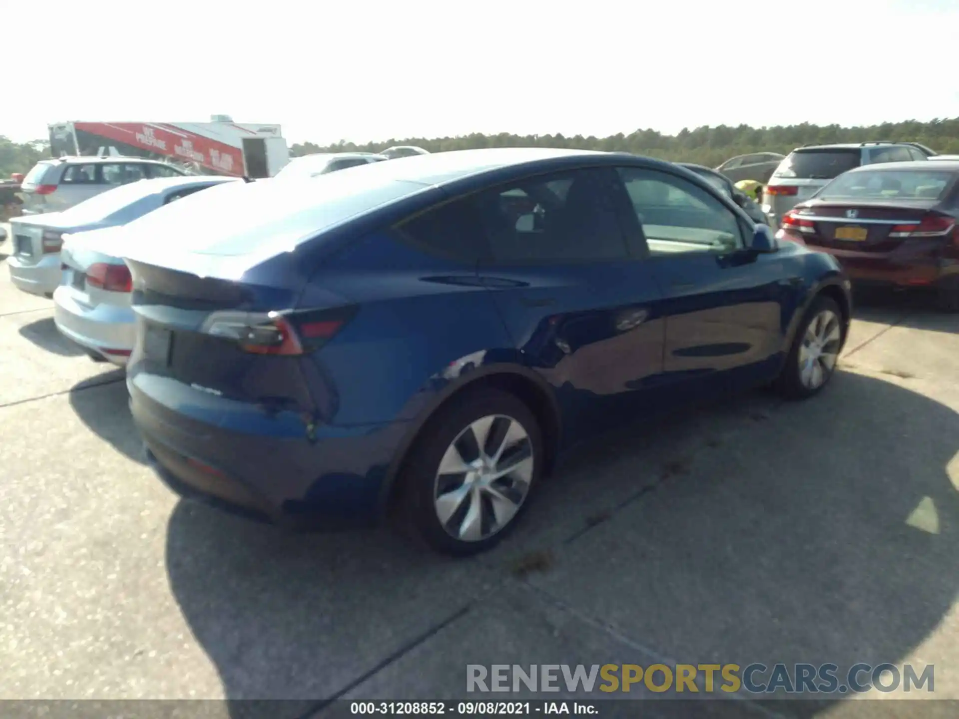 4 Photograph of a damaged car 5YJYGDEE8LF010842 TESLA MODEL Y 2020