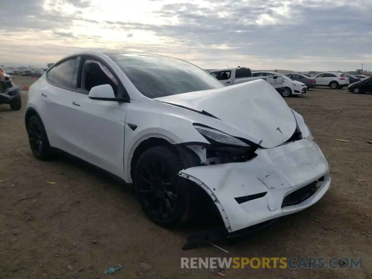 1 Photograph of a damaged car 5YJYGDEE8LF011098 TESLA MODEL Y 2020