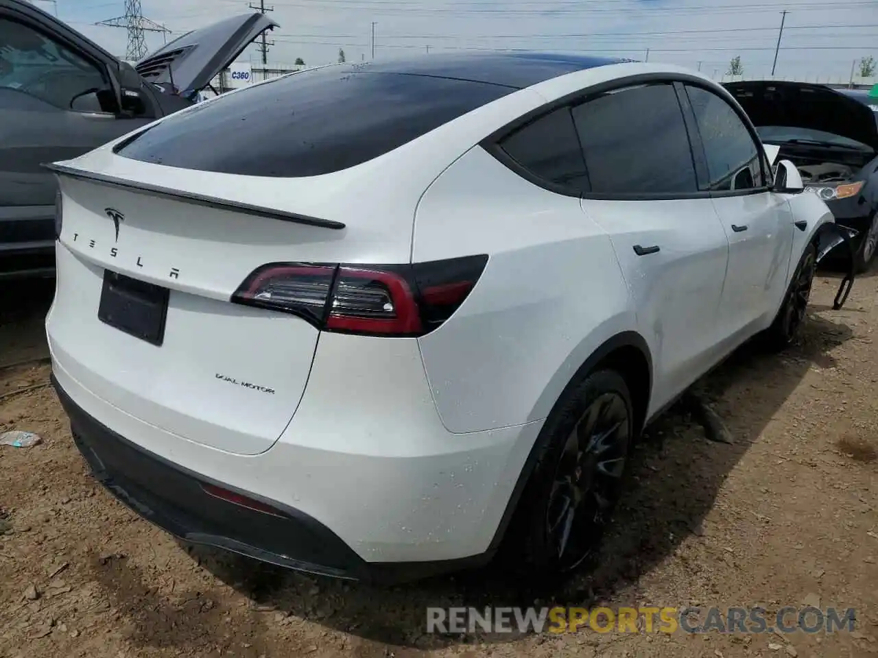 4 Photograph of a damaged car 5YJYGDEE8LF011909 TESLA MODEL Y 2020