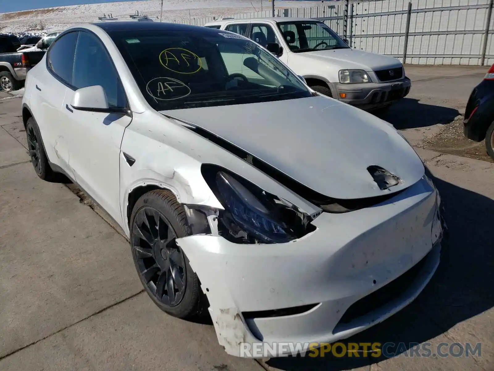 1 Photograph of a damaged car 5YJYGDEE8LF017662 TESLA MODEL Y 2020