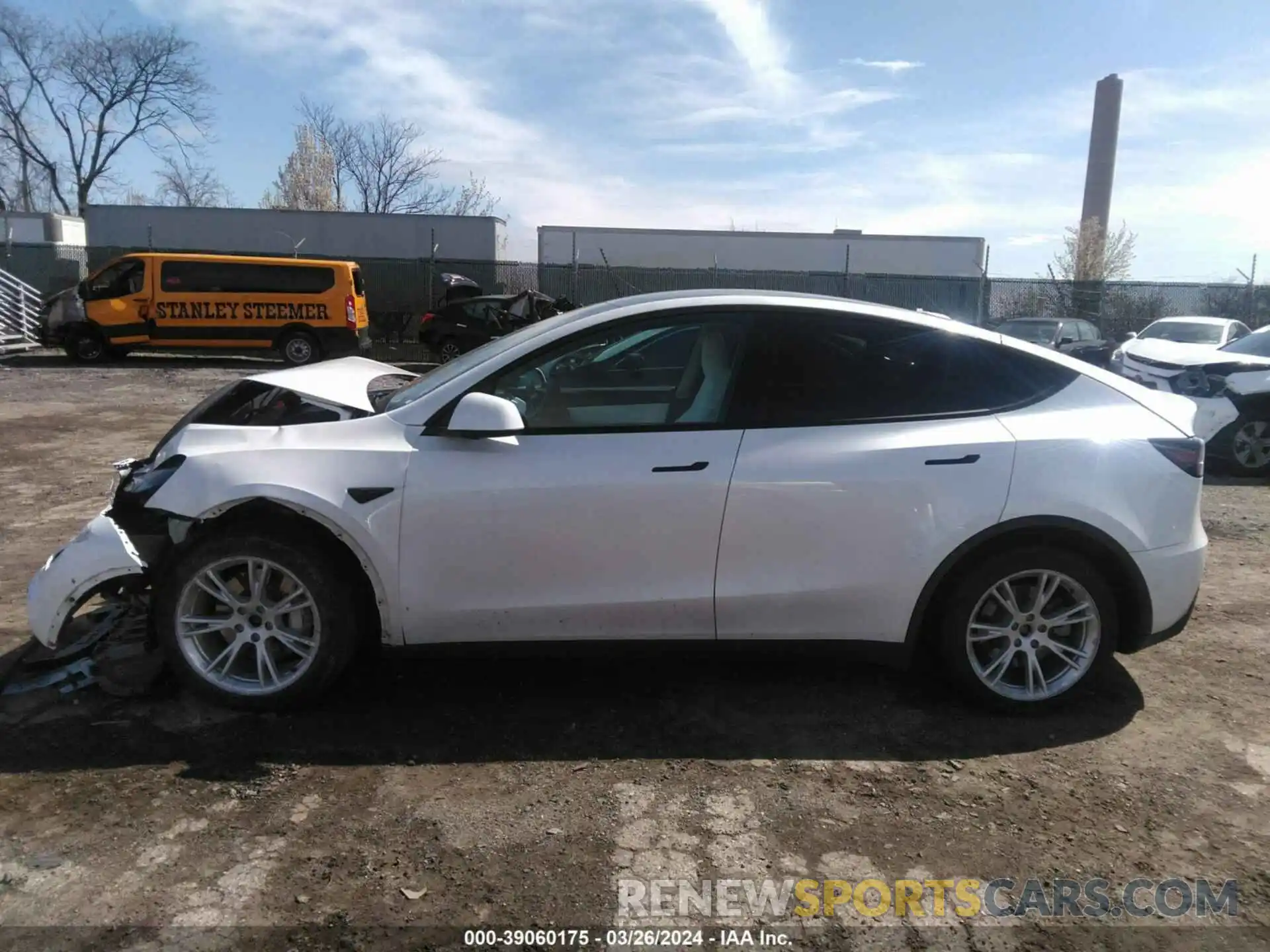 14 Photograph of a damaged car 5YJYGDEE8LF020321 TESLA MODEL Y 2020