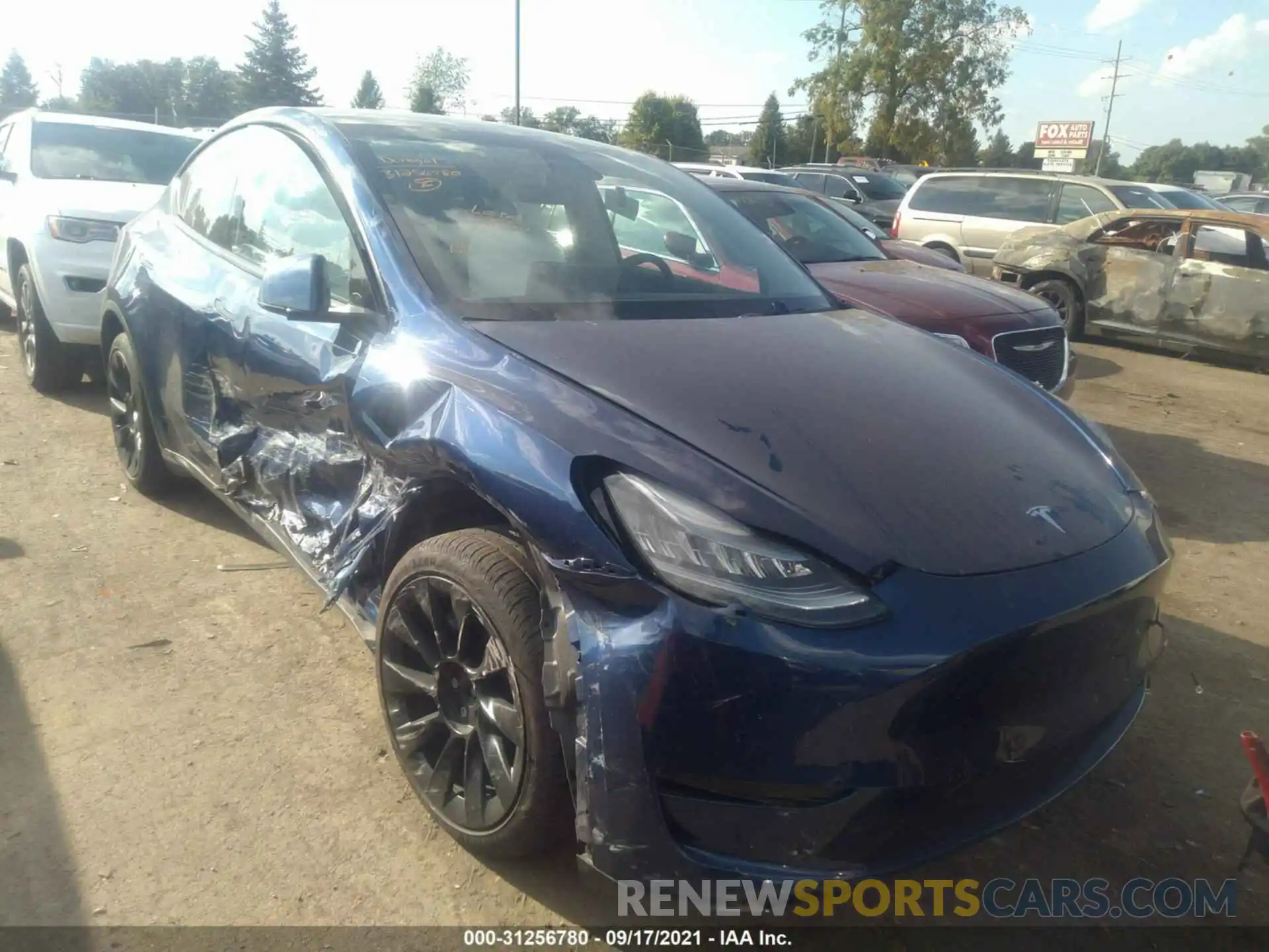 1 Фотография поврежденного автомобиля 5YJYGDEE8LF021484 TESLA MODEL Y 2020