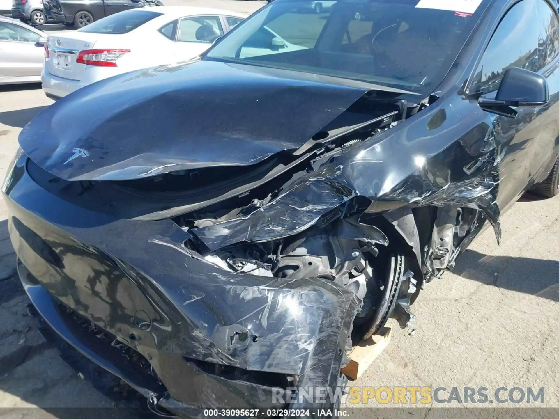 6 Photograph of a damaged car 5YJYGDEE8LF025373 TESLA MODEL Y 2020