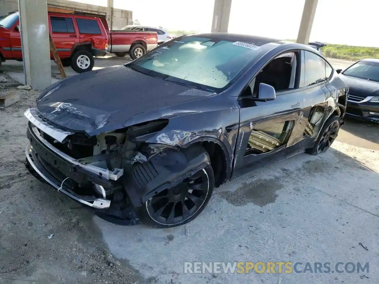 2 Photograph of a damaged car 5YJYGDEE8LF029309 TESLA MODEL Y 2020