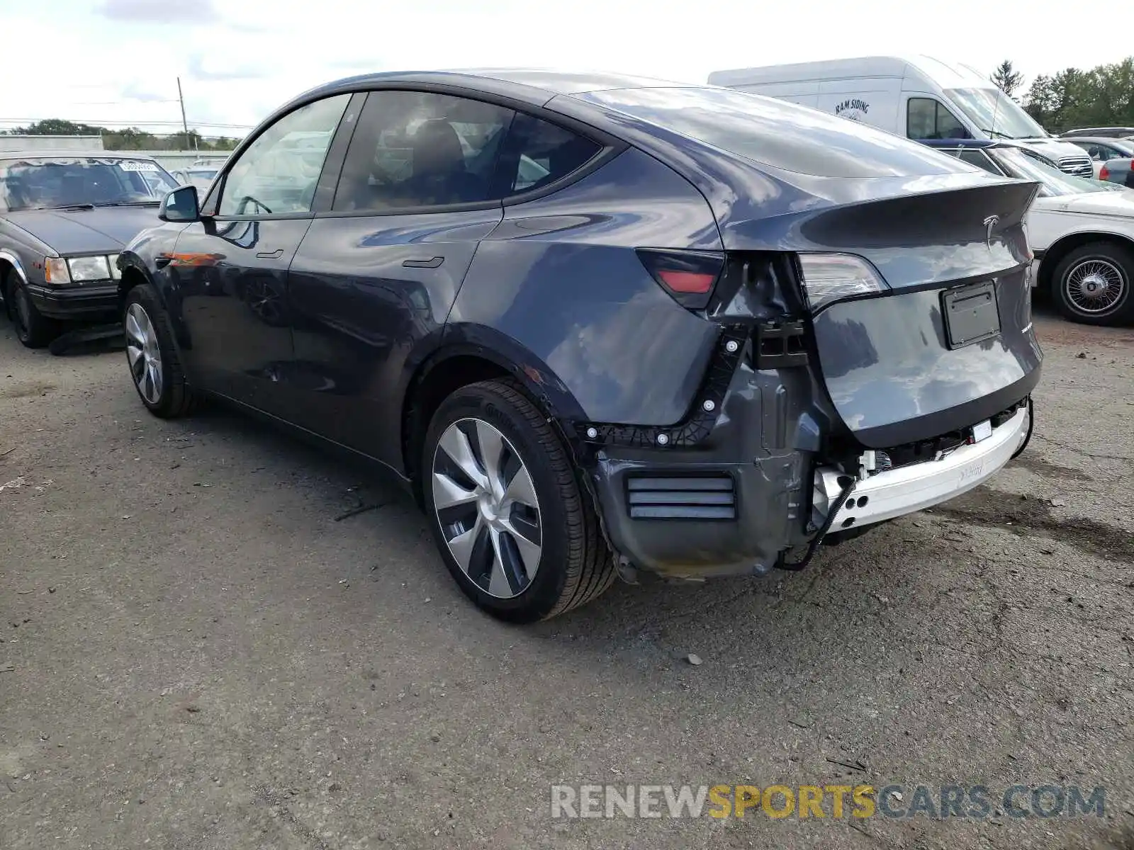 3 Photograph of a damaged car 5YJYGDEE8LF030055 TESLA MODEL Y 2020