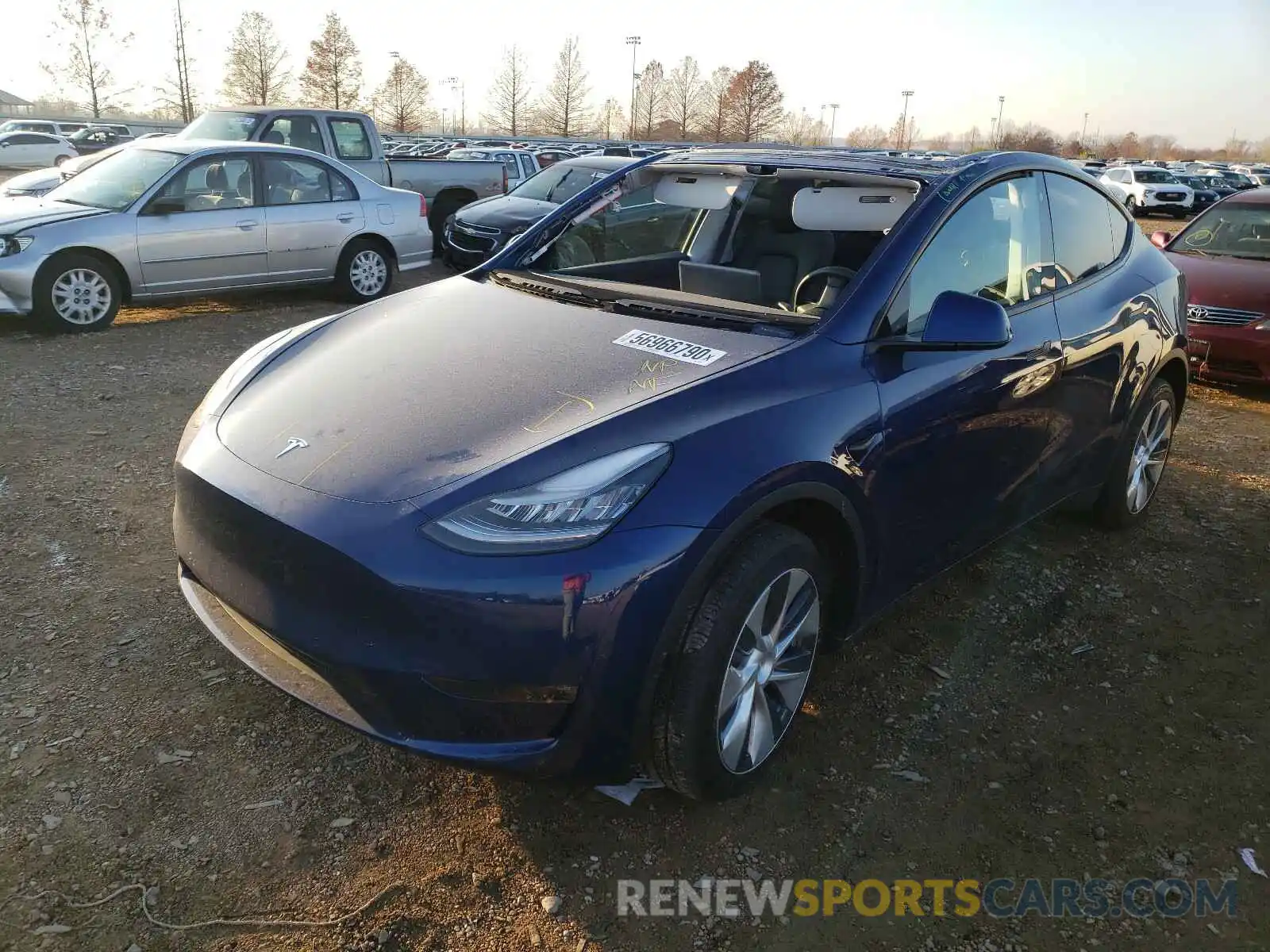 2 Фотография поврежденного автомобиля 5YJYGDEE8LF030699 TESLA MODEL Y 2020