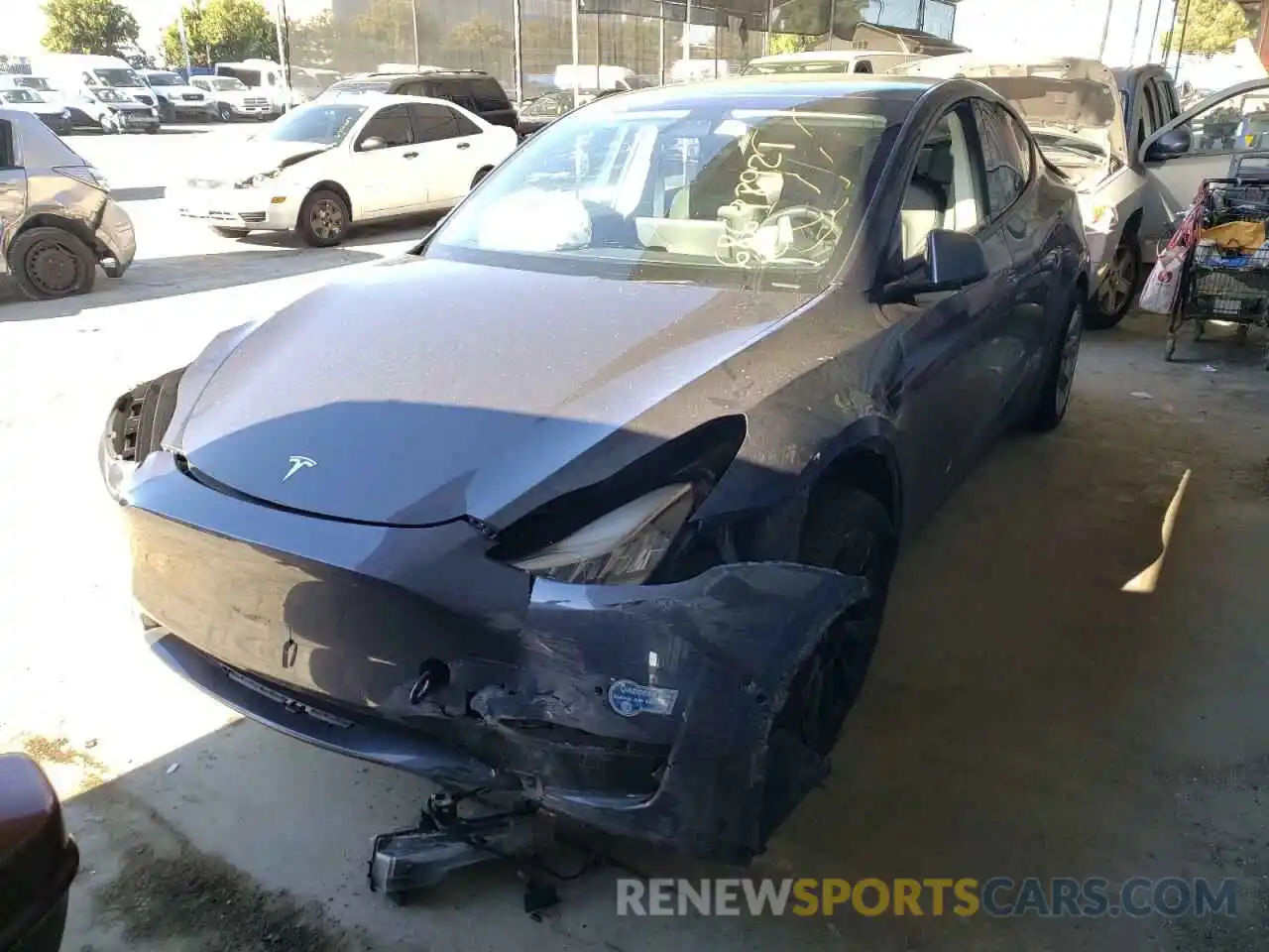 2 Photograph of a damaged car 5YJYGDEE8LF031495 TESLA MODEL Y 2020