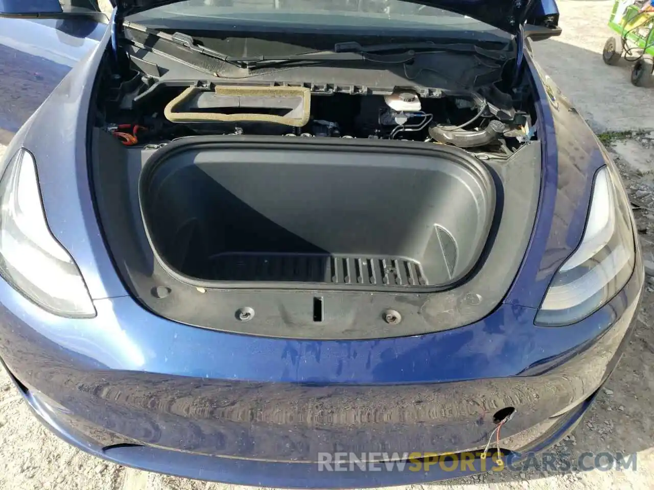 7 Photograph of a damaged car 5YJYGDEE8LF043260 TESLA MODEL Y 2020