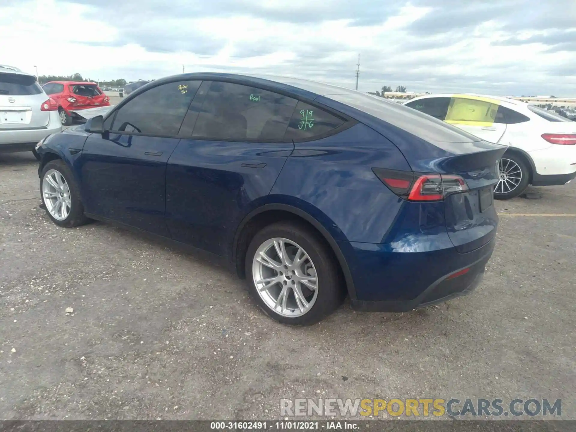 3 Photograph of a damaged car 5YJYGDEE8LF047888 TESLA MODEL Y 2020