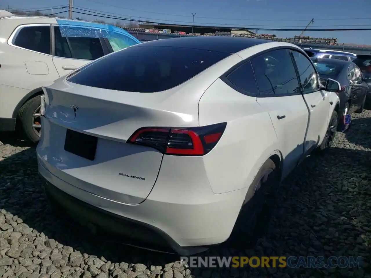 4 Photograph of a damaged car 5YJYGDEE8LF049219 TESLA MODEL Y 2020