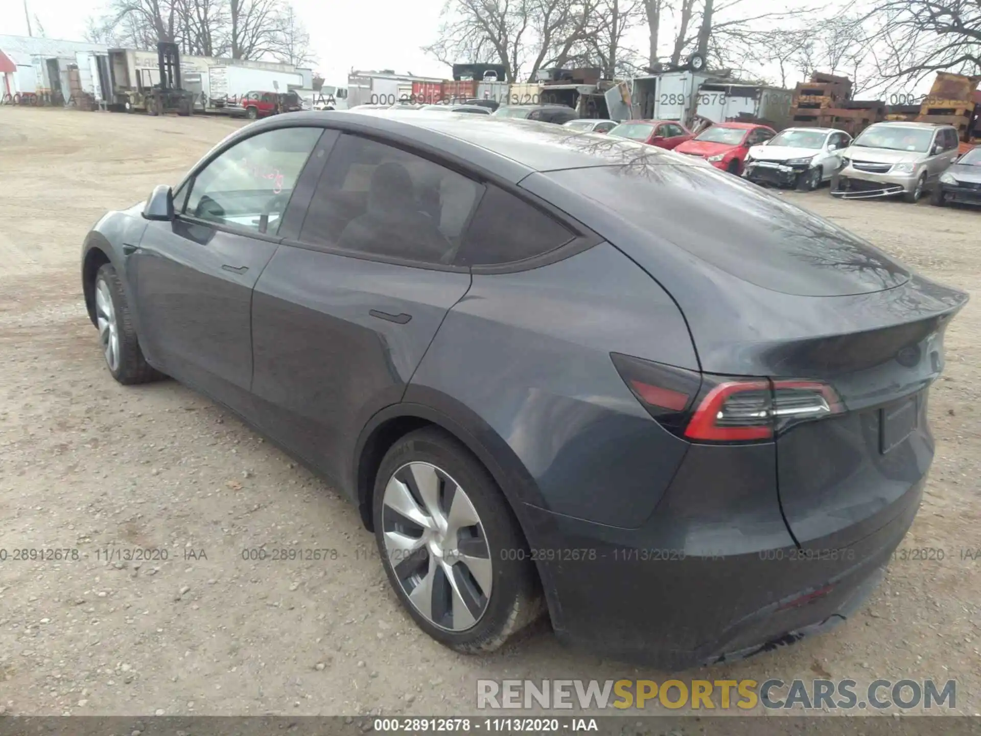 3 Photograph of a damaged car 5YJYGDEE8LF049611 TESLA MODEL Y 2020