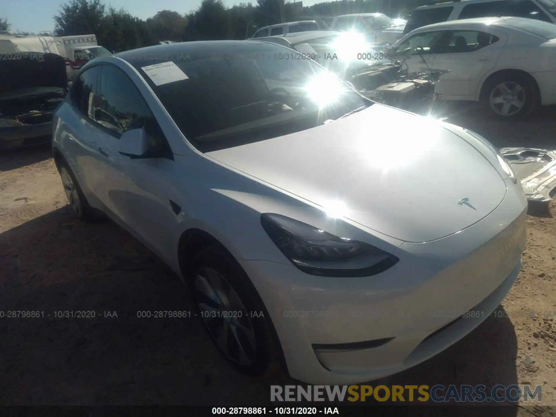 1 Photograph of a damaged car 5YJYGDEE8LF050452 TESLA MODEL Y 2020