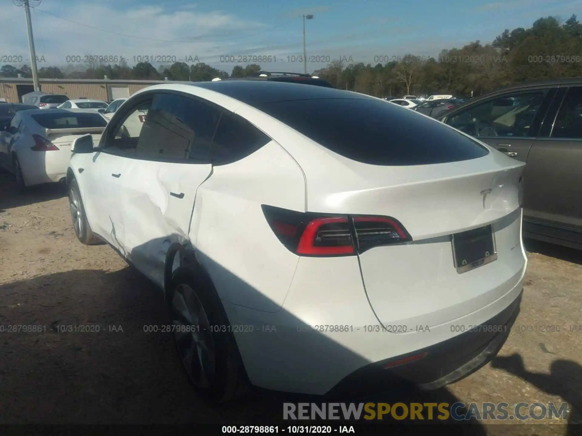 3 Photograph of a damaged car 5YJYGDEE8LF050452 TESLA MODEL Y 2020