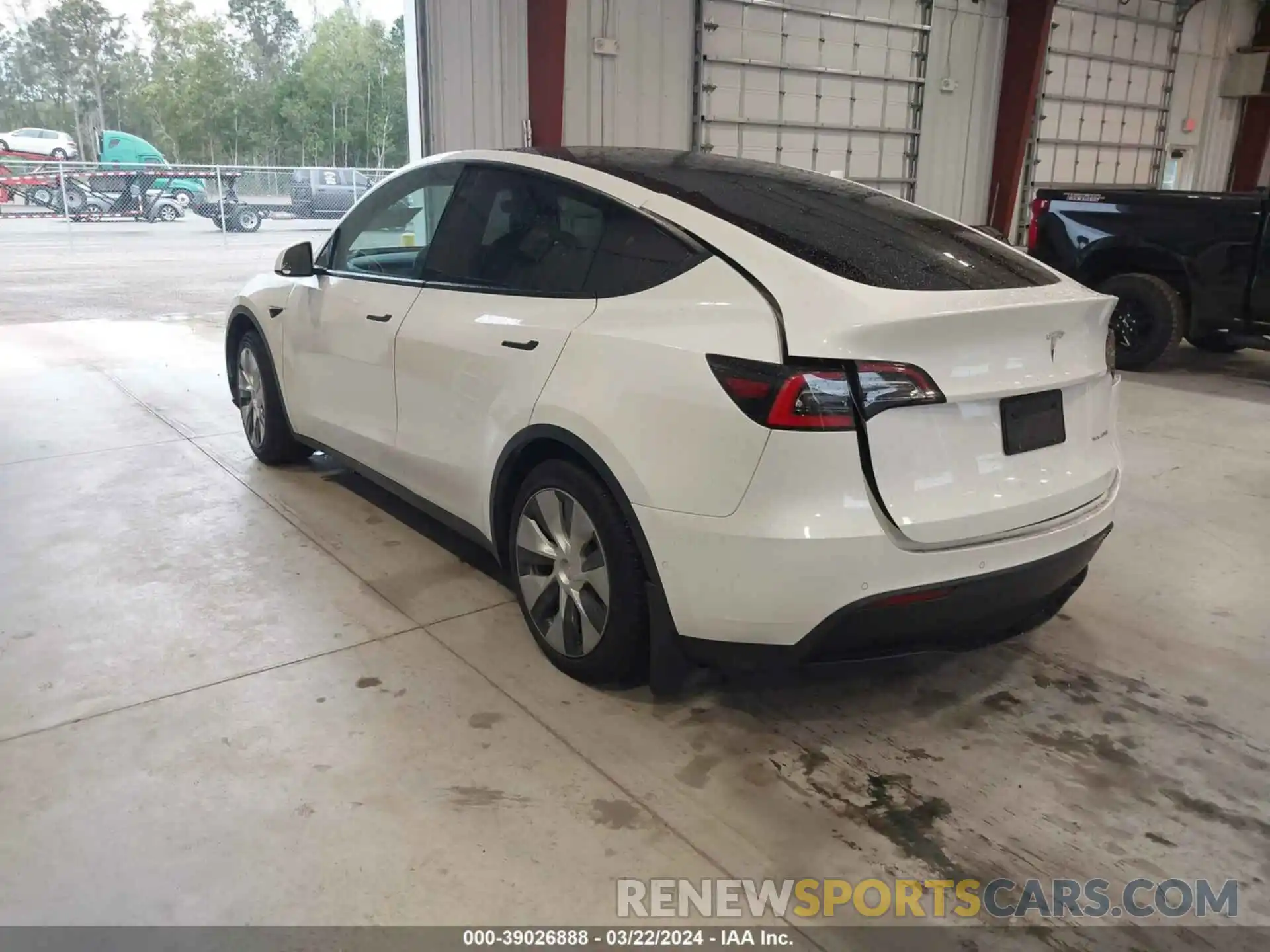 3 Photograph of a damaged car 5YJYGDEE8LF054338 TESLA MODEL Y 2020