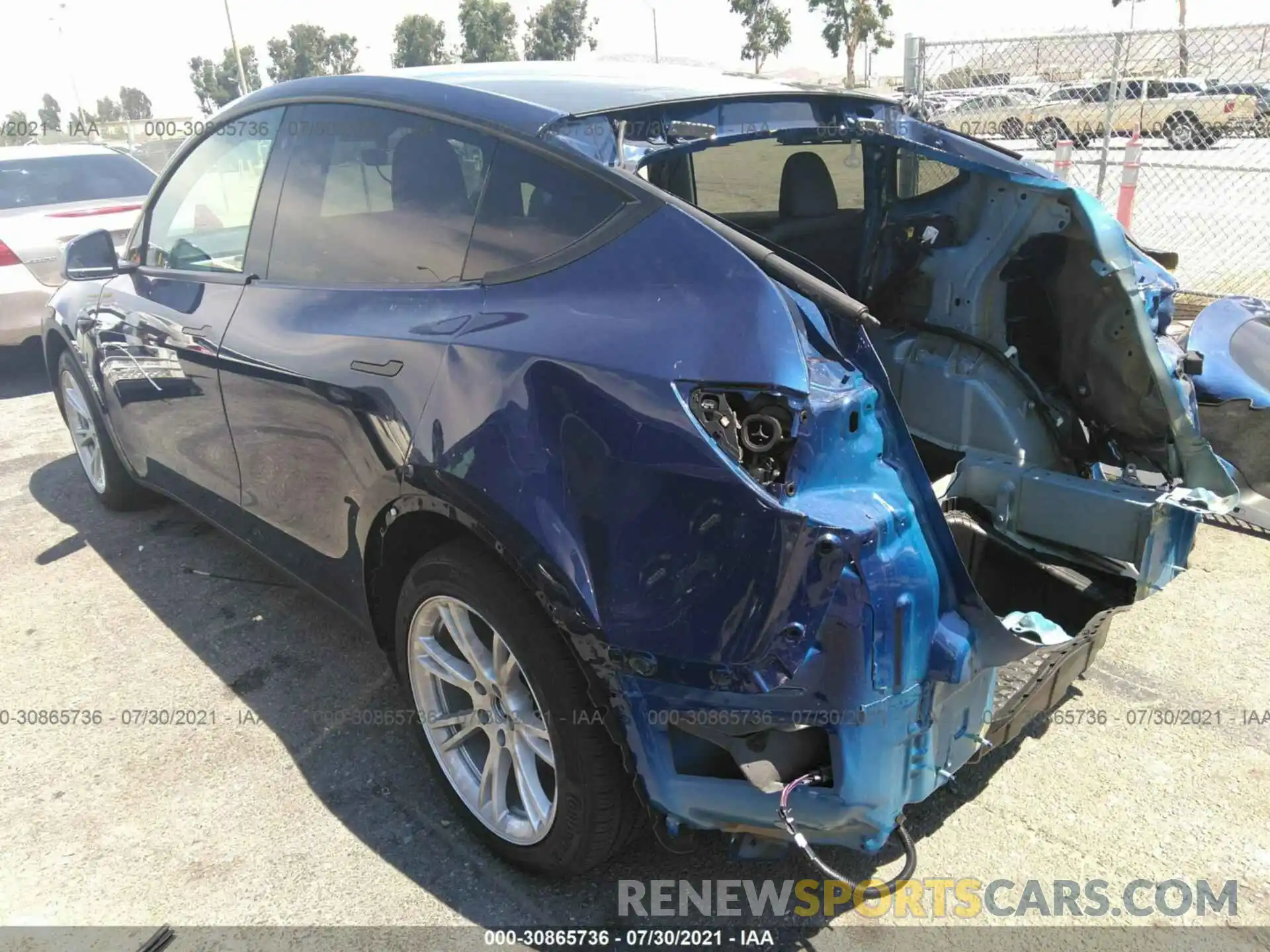 3 Photograph of a damaged car 5YJYGDEE8LF055294 TESLA MODEL Y 2020