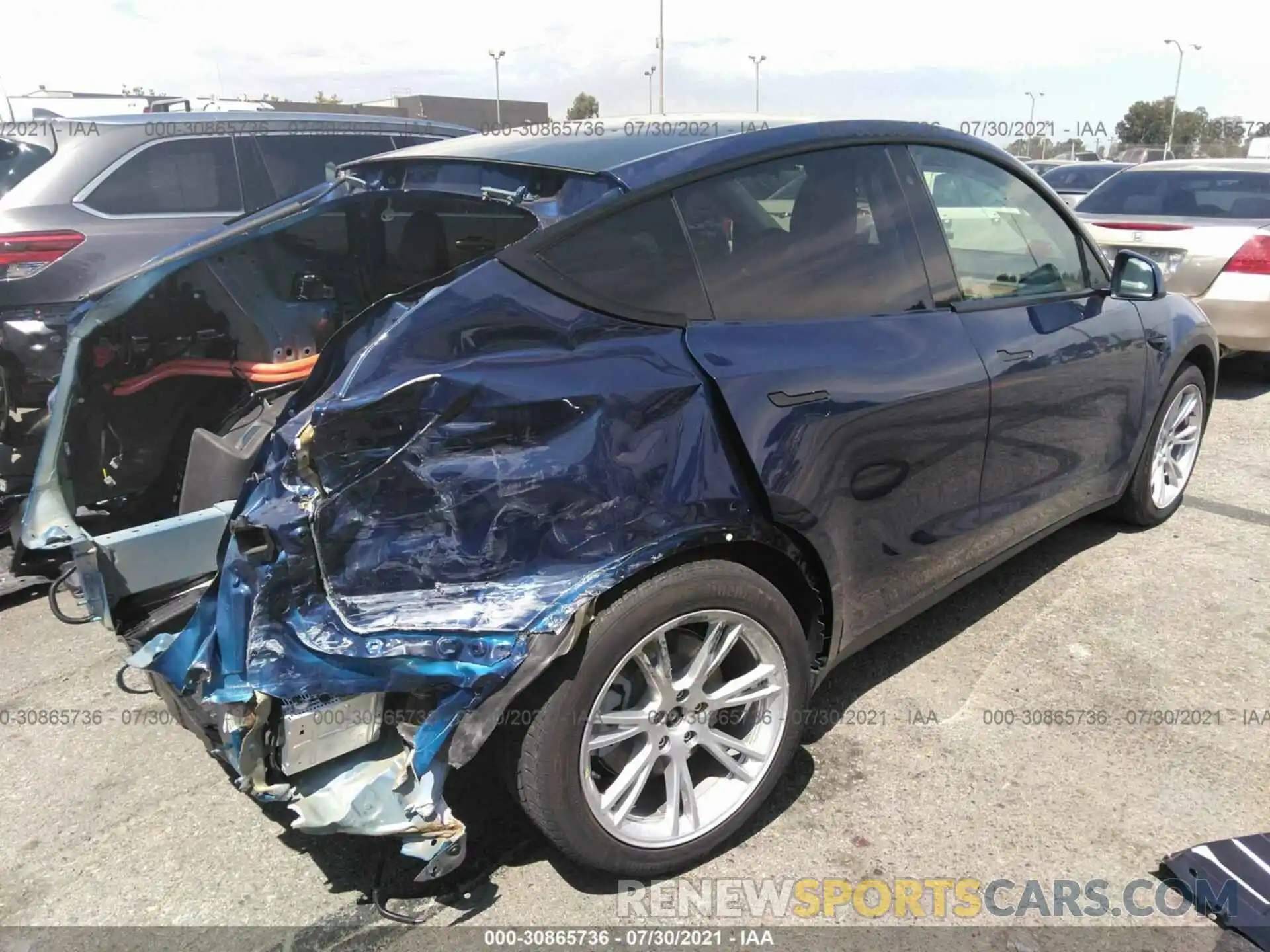 4 Photograph of a damaged car 5YJYGDEE8LF055294 TESLA MODEL Y 2020