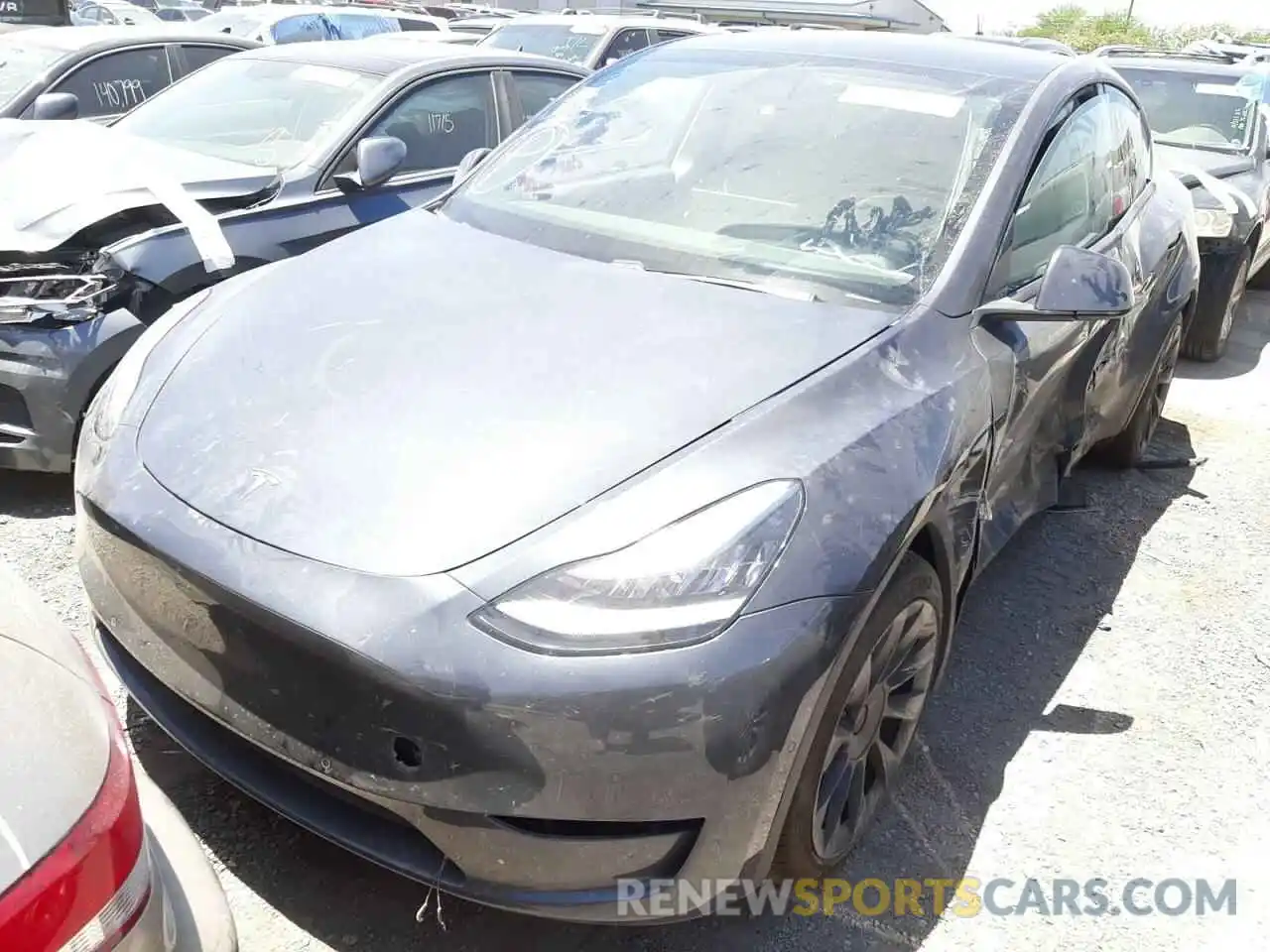 2 Photograph of a damaged car 5YJYGDEE8LF059278 TESLA MODEL Y 2020