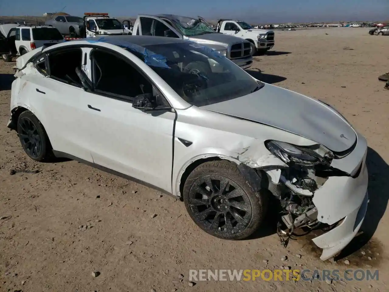 1 Photograph of a damaged car 5YJYGDEE8LF059281 TESLA MODEL Y 2020