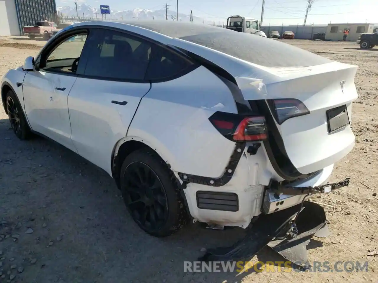 3 Photograph of a damaged car 5YJYGDEE8LF059281 TESLA MODEL Y 2020