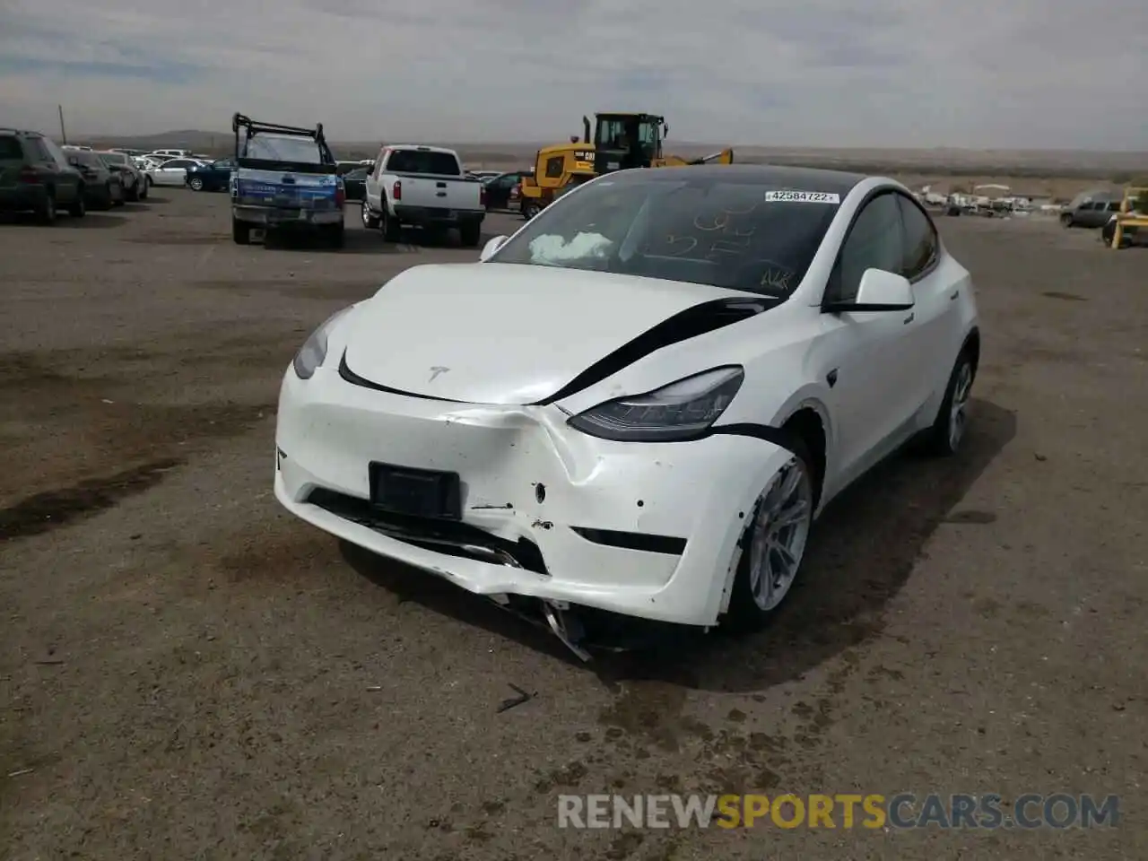 2 Фотография поврежденного автомобиля 5YJYGDEE9LF015211 TESLA MODEL Y 2020