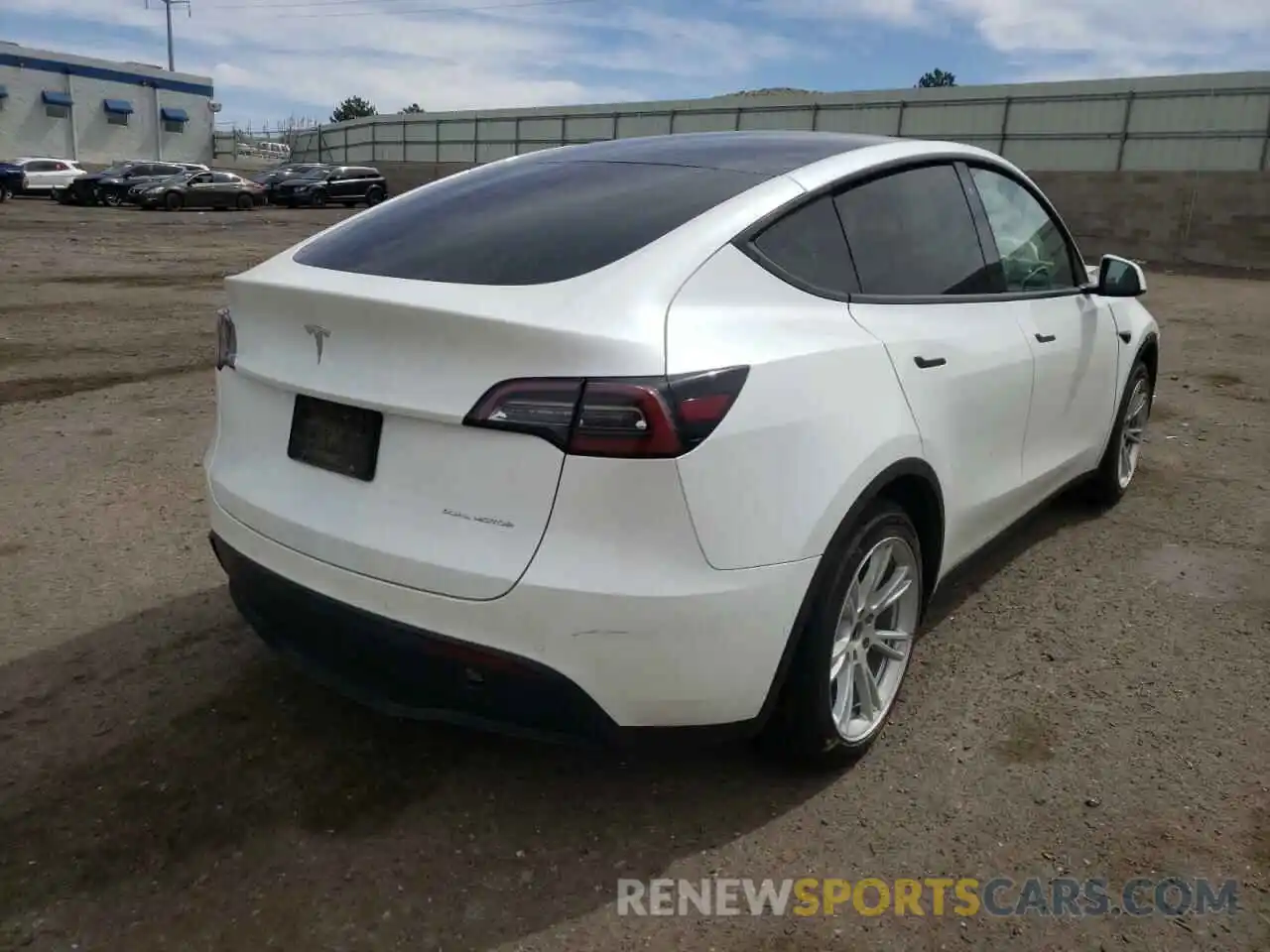 4 Photograph of a damaged car 5YJYGDEE9LF015211 TESLA MODEL Y 2020