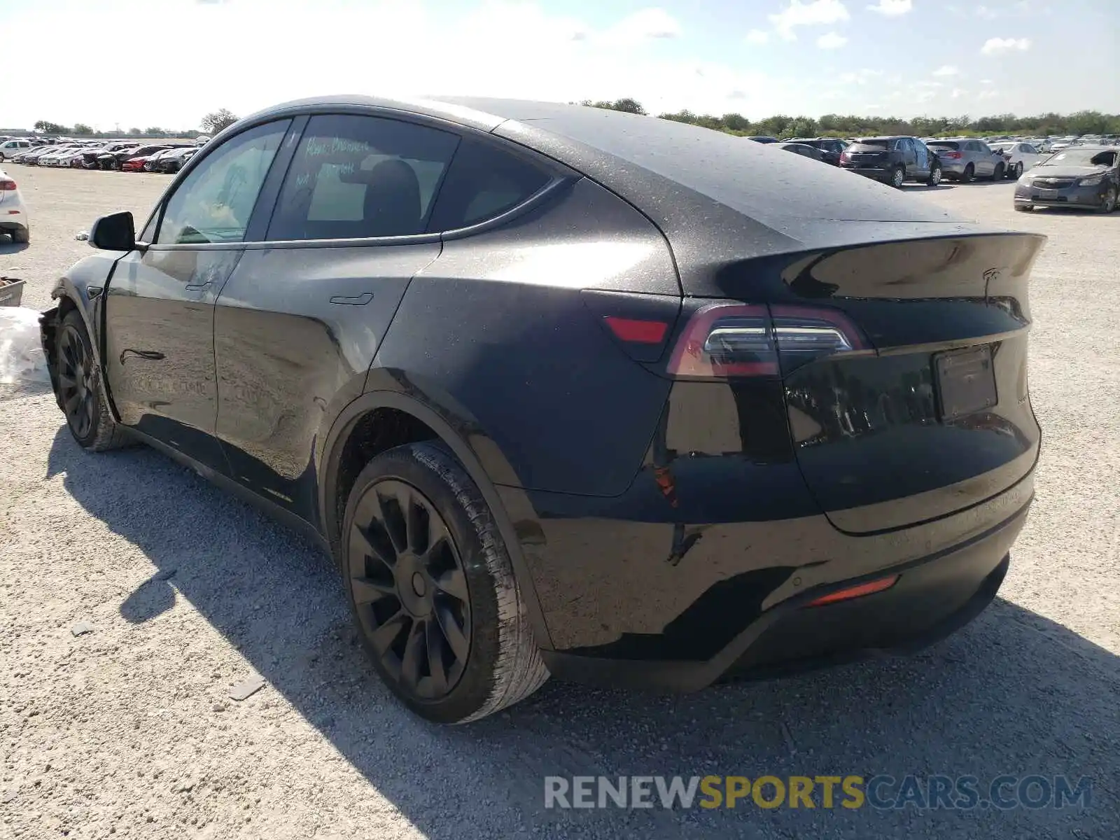 3 Photograph of a damaged car 5YJYGDEE9LF017685 TESLA MODEL Y 2020