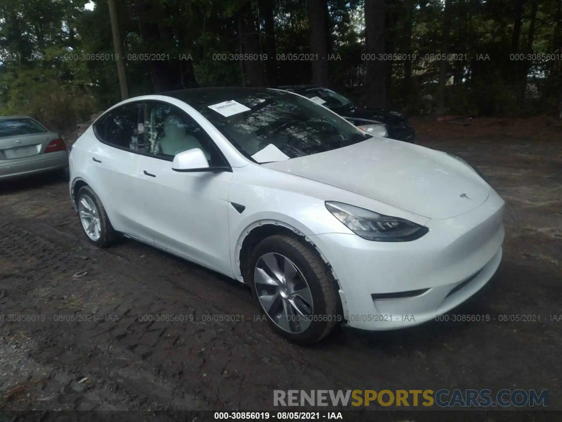 1 Photograph of a damaged car 5YJYGDEE9LF021056 TESLA MODEL Y 2020