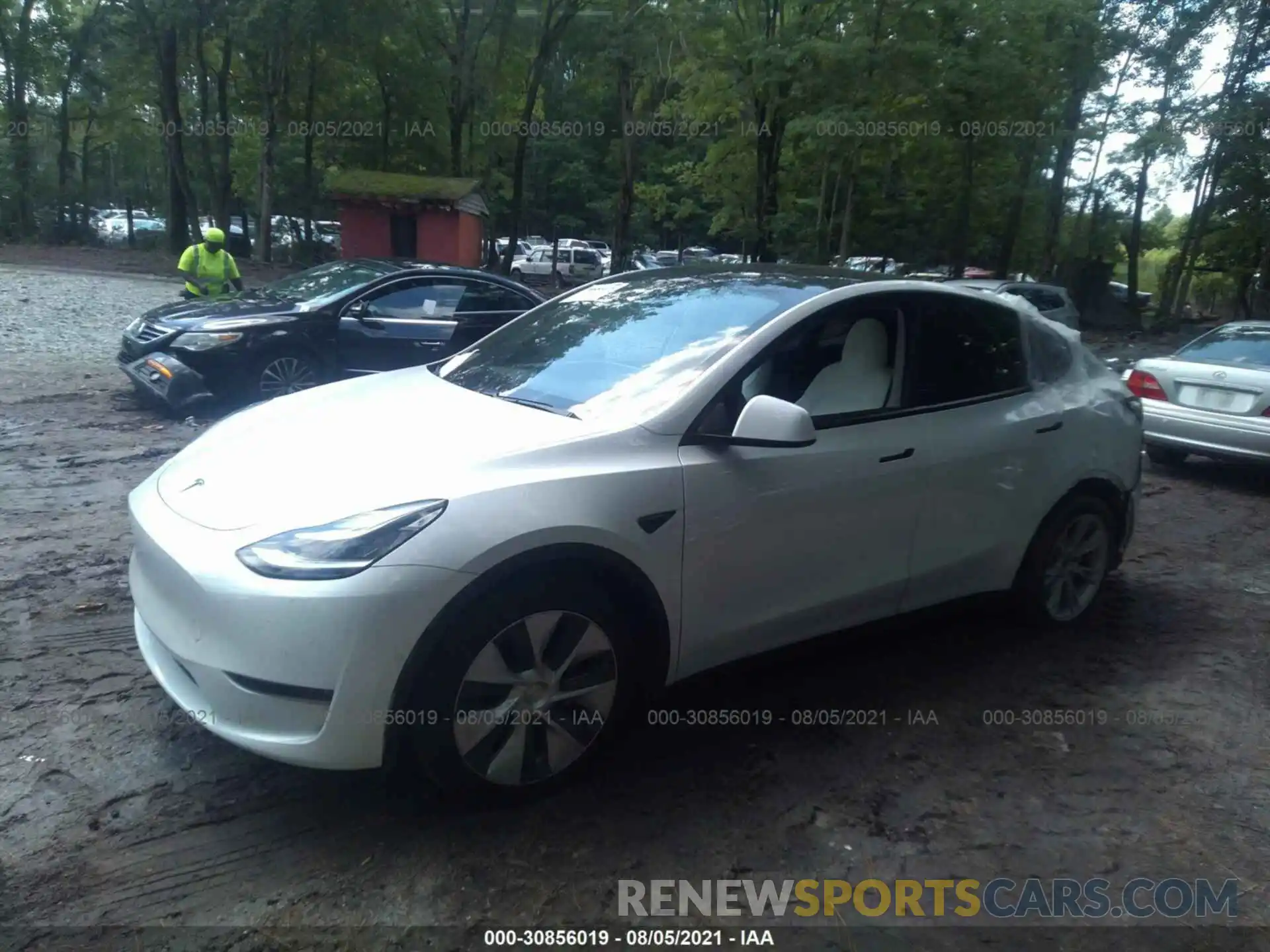 2 Photograph of a damaged car 5YJYGDEE9LF021056 TESLA MODEL Y 2020