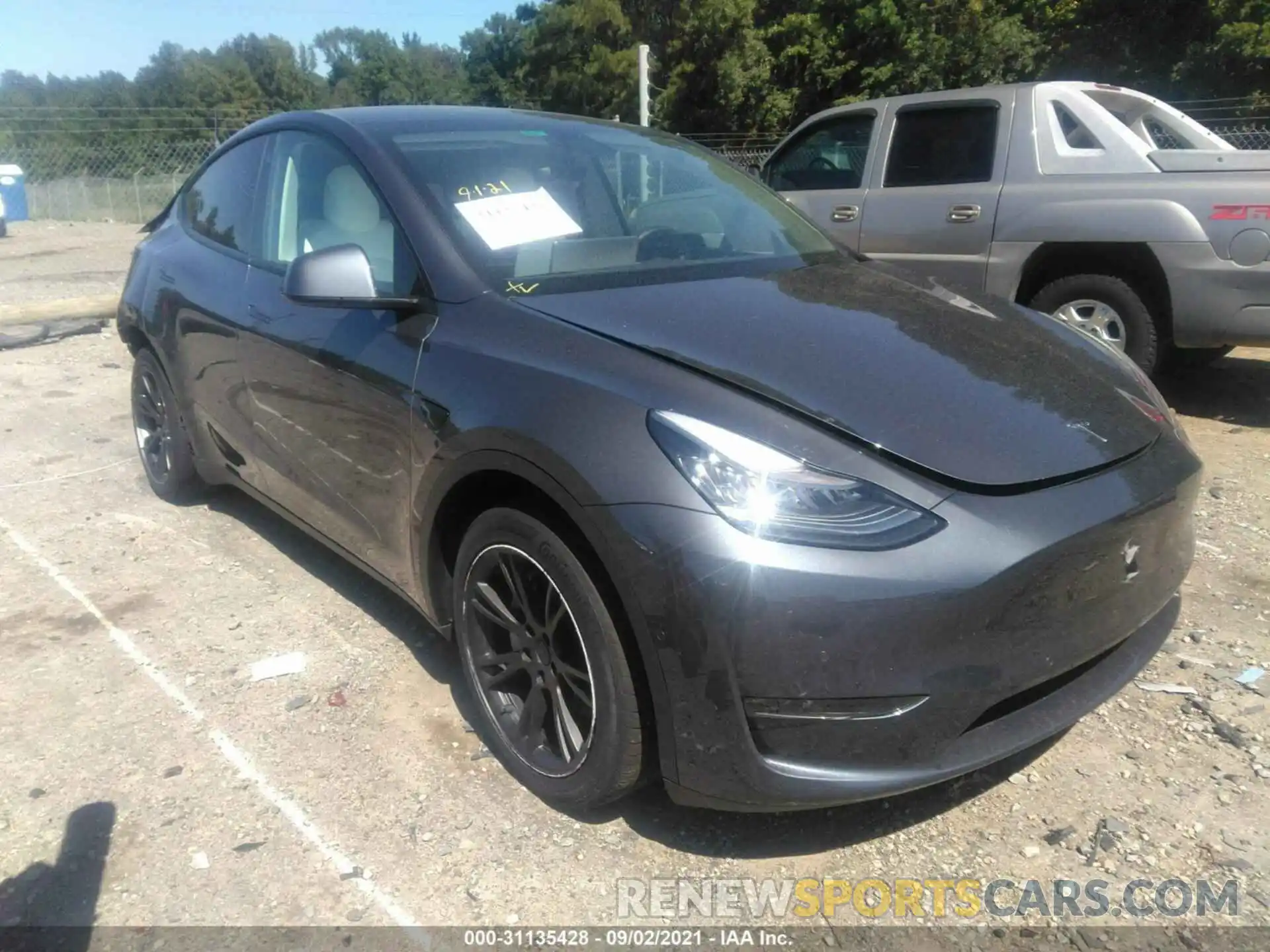 1 Фотография поврежденного автомобиля 5YJYGDEE9LF021378 TESLA MODEL Y 2020