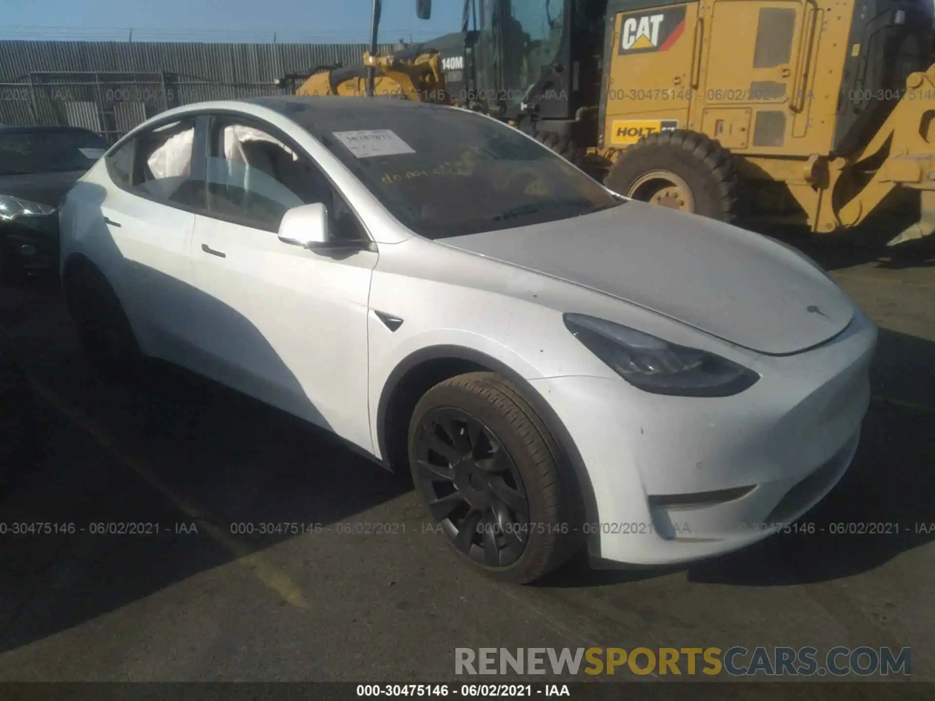 1 Фотография поврежденного автомобиля 5YJYGDEE9LF023552 TESLA MODEL Y 2020