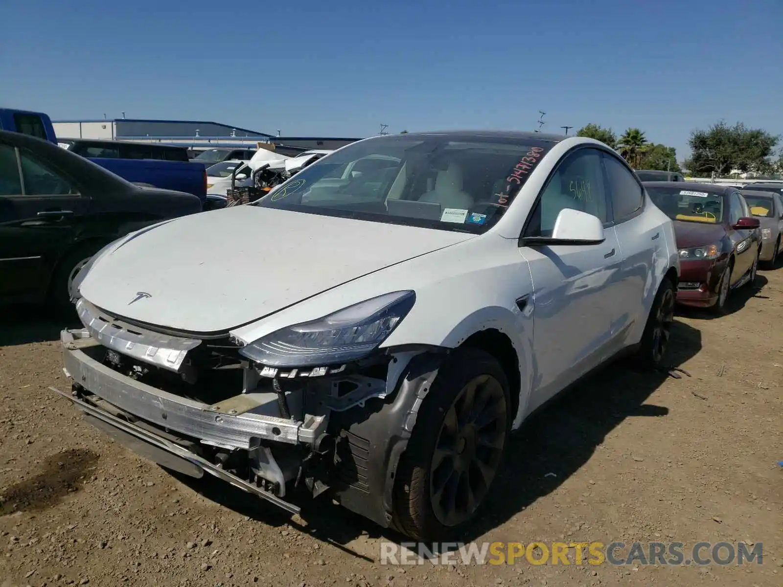 2 Photograph of a damaged car 5YJYGDEE9LF025575 TESLA MODEL Y 2020