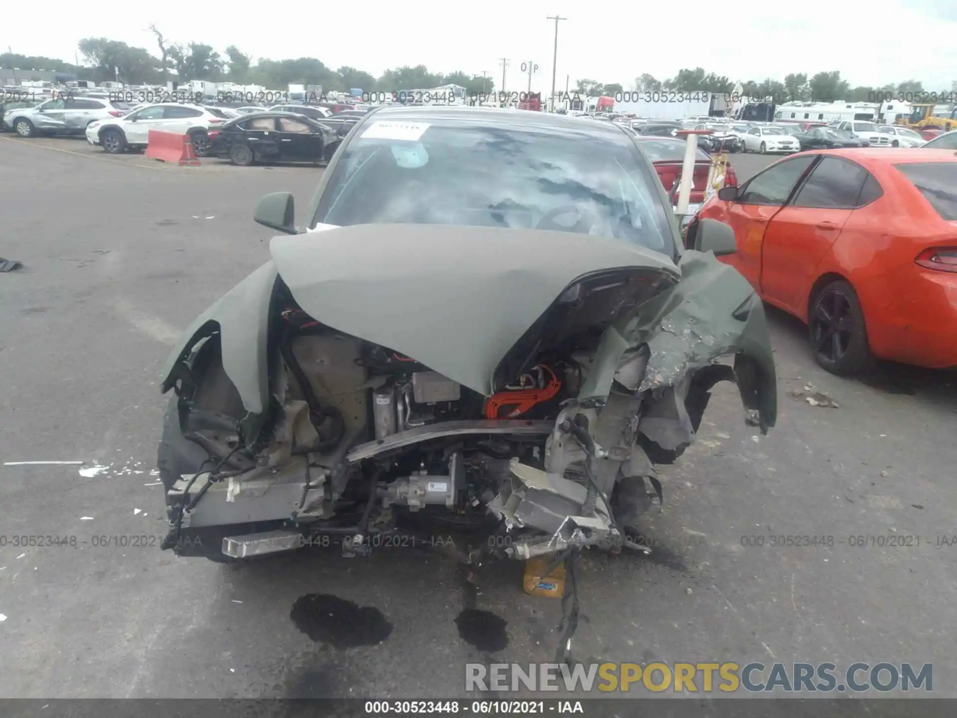 6 Photograph of a damaged car 5YJYGDEE9LF025821 TESLA MODEL Y 2020