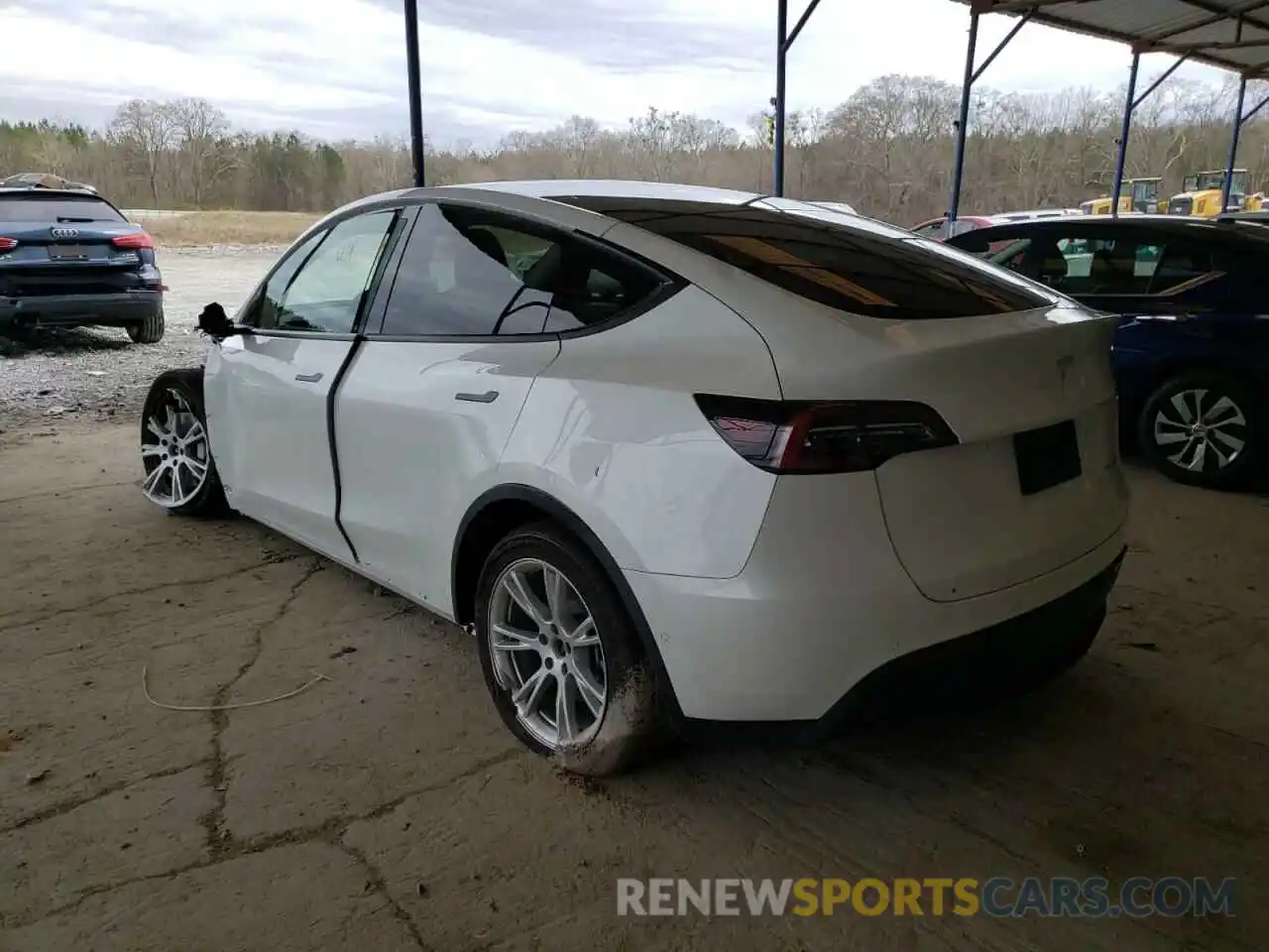 3 Photograph of a damaged car 5YJYGDEE9LF026029 TESLA MODEL Y 2020