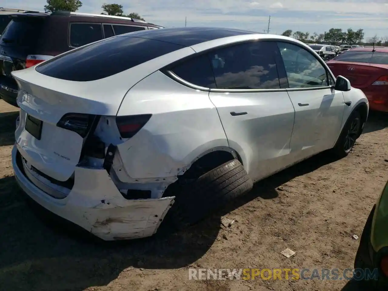 9 Photograph of a damaged car 5YJYGDEE9LF026855 TESLA MODEL Y 2020