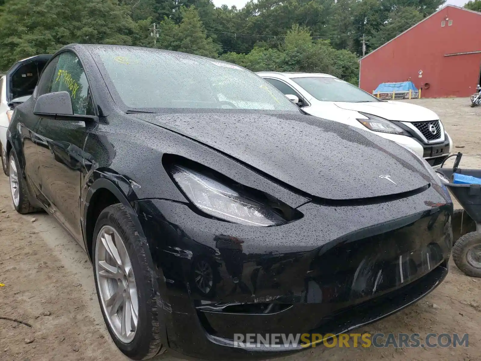 1 Photograph of a damaged car 5YJYGDEE9LF026967 TESLA MODEL Y 2020