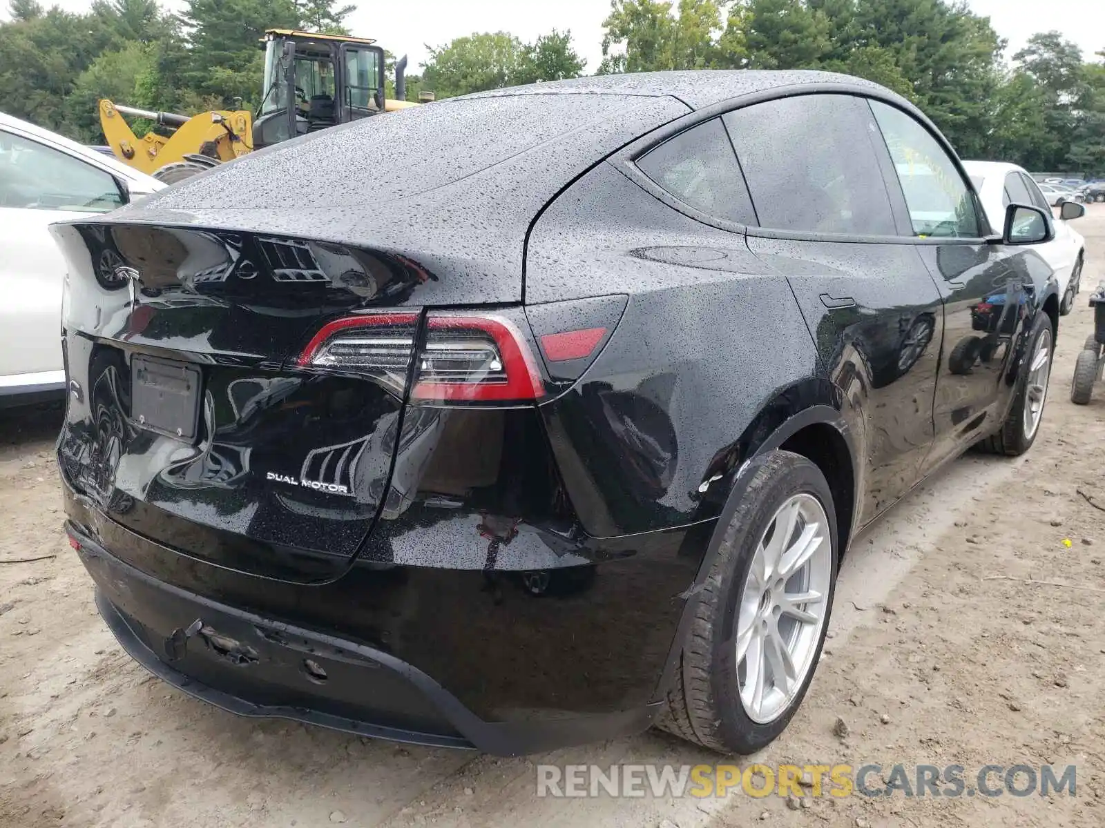 4 Photograph of a damaged car 5YJYGDEE9LF026967 TESLA MODEL Y 2020